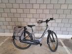 Elektrisch fiets trek district 2+ lowstap Galactic Grey, Fietsen en Brommers, Ophalen, Zo goed als nieuw