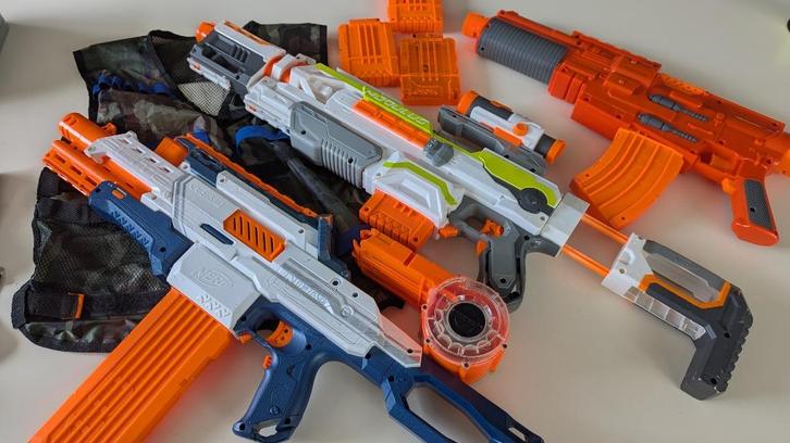 Nerf lot, Kinderen en Baby's, Speelgoed | Buiten | Actiespeelgoed, Gebruikt, Ophalen