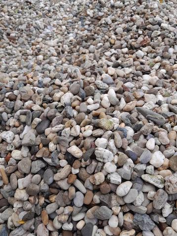 Gratis betongrind voor oprit beschikbaar voor biedingen