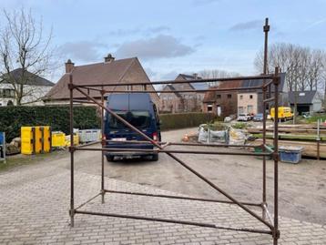 Stelling met stijgerelementen beschikbaar voor biedingen
