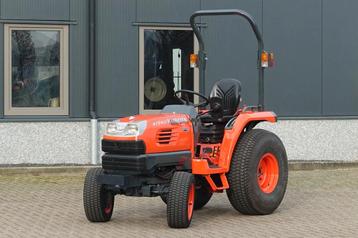 Kubota STV-40 4wd HST / 3003 Draaiuren / Gazonbanden beschikbaar voor biedingen