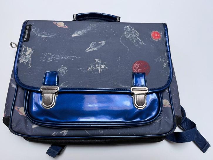 Boekentas Caramel et Cie - eerste en tweede leerjaar, Handtassen en Accessoires, Tassen | Schooltassen, Gebruikt, Aktetas of Boekentas