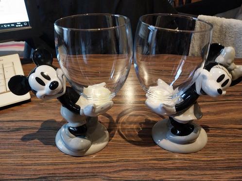 Ensemble de verre mickey & minnie (2006 DysneyLand Paris), Verzamelen, Glas en Drinkglazen, Nieuw, Overige typen, Ophalen of Verzenden
