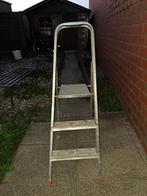 Lichtgewicht trapladder met 3 treden te koop!, Ophalen, Gebruikt, Trap, Opvouwbaar of Inschuifbaar