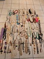 100 bijoux kettingen, Enlèvement