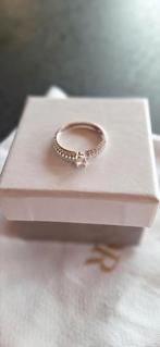 Gouden ring met steen, Ophalen, Zo goed als nieuw