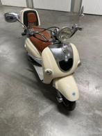 Moto 125cc, Scooter, Particulier, 125 cc, 11 kW of minder