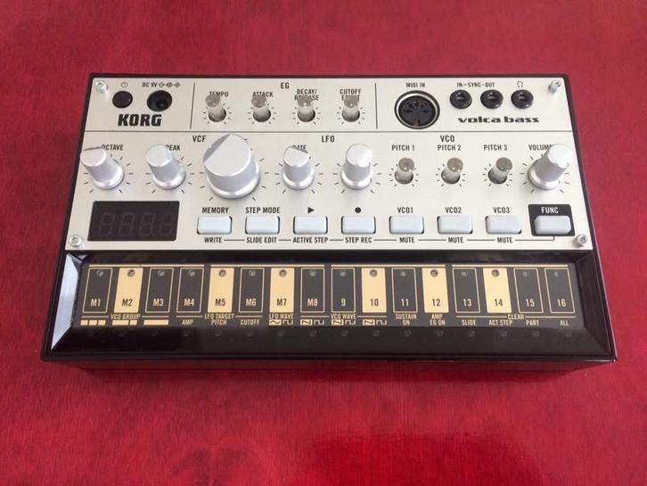 Korg Volca Bass (Mint), Muziek en Instrumenten, Synthesizers, Zo goed als nieuw, Korg, Ophalen of Verzenden