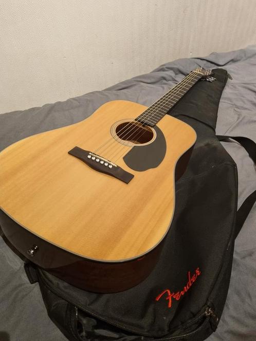 Guitare Fender CD60S avec housse à Etterbeek, Muziek en Instrumenten, Snaarinstrumenten | Gitaren | Akoestisch, Zo goed als nieuw