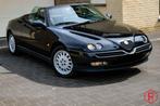 Alfa Romeo Spider 2.0 16V Twin Spark 150pk 1997 Windscherm, Auto's, Alfa Romeo, 4 cilinders, Cabriolet, Spider, Zwart