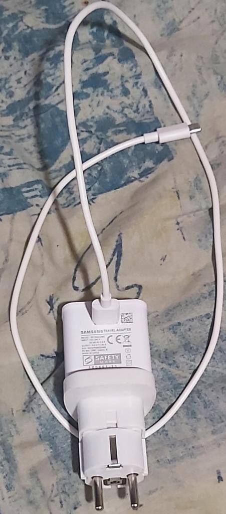 Samsung Travel Adapter EP-TA50UWE + UK/EU stekker, Telecommunicatie, Mobiele telefoons | Telefoon-opladers, Zo goed als nieuw