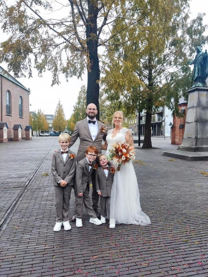 Volledig kostuum jongens - kan apart verkocht worden, Kinderen en Baby's, Kinderkleding | Kinder-kledingpakketten, Maat 98, Ophalen of Verzenden