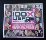 Te koop de originele 5-CD box 100x Liefde 2013 van Universal, Comme neuf, Pop, Coffret, Enlèvement ou Envoi