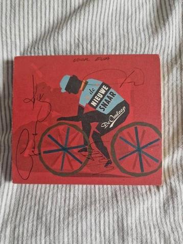 De nieuwe Snaar De omloop gehandtekende cd  beschikbaar voor biedingen
