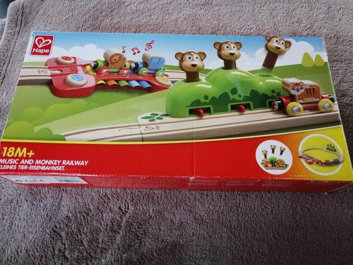 Hape, muziek en apen spoorweg, Kinderen en Baby's, Speelgoed | Houten speelgoed, Ophalen of Verzenden