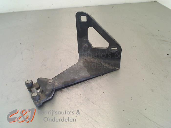 Roulette porte coulissante droite d'un Renault Trafic, Autos : Pièces & Accessoires, Carrosserie & Tôlerie, Renault, Utilisé, 3 mois de garantie