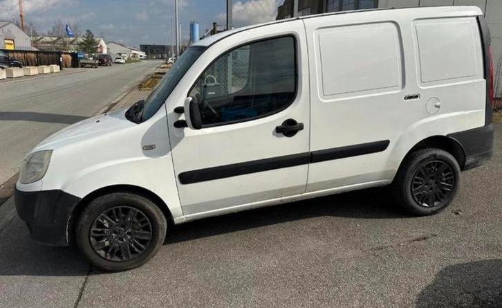 Fiat doblo cargo   1.3 diesel  75pk gekeurd voor verkoop, Auto's, Bestelwagens en Lichte vracht, Bedrijf, Fiat, Diesel, Euro 4