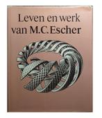 M.C. Escher - Leven en werk, Ophalen of Verzenden, Gelezen, Grafische vormgeving, Locher, J.L.(M.C. Escher)