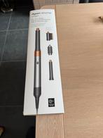 Dyson airwrap, Bijoux, Sacs & Beauté, Beauté | Soins des cheveux, Enlèvement, Comme neuf