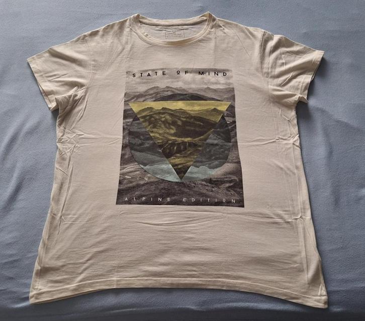 Te koop nieuw beige T-shirt van Primark met print (maat: XL), Vêtements | Hommes, T-shirts, Neuf, Taille 56/58 (XL), Beige, Enlèvement ou Envoi