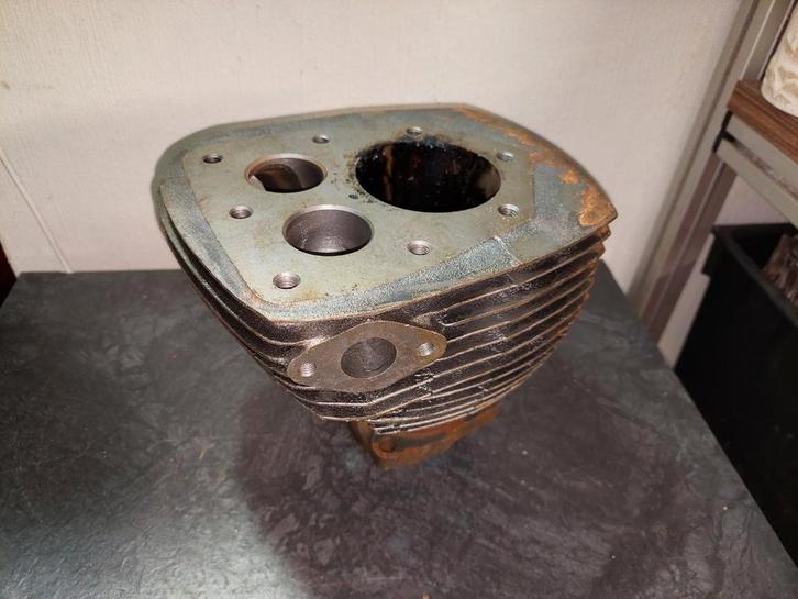 Nos cilinder Gillet Herstal 500 estafette, Motoren, Onderdelen | Oldtimers, Ophalen of Verzenden