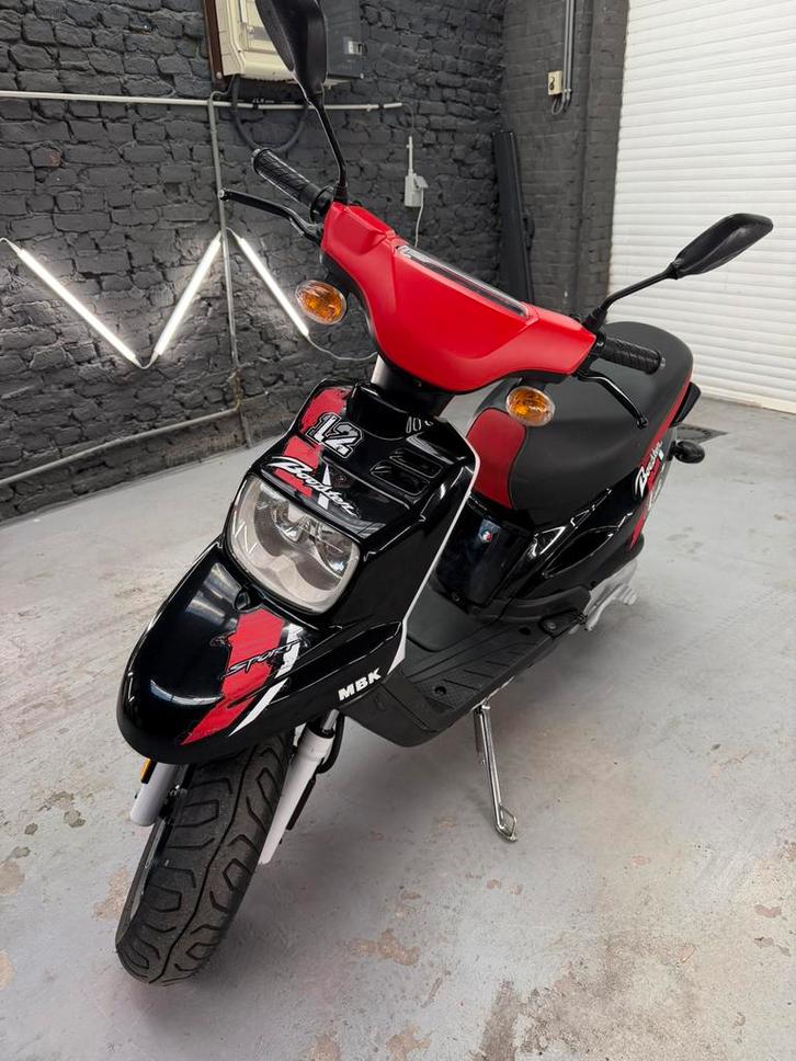 Mbk booster, Fietsen en Brommers, Scooters | Overige merken, Zo goed als nieuw, Klasse B (45 km/u), Benzine, Ophalen