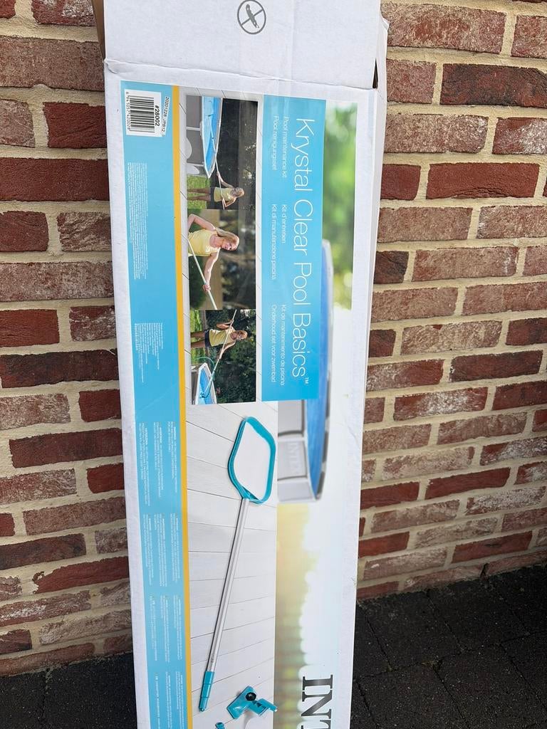 Onderhoudset zwembad Intex, Ophalen, Zo goed als nieuw