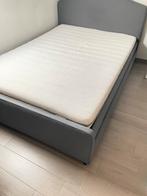 Bed 140/200 met lattenbodem (incl matras), Ophalen, Zo goed als nieuw