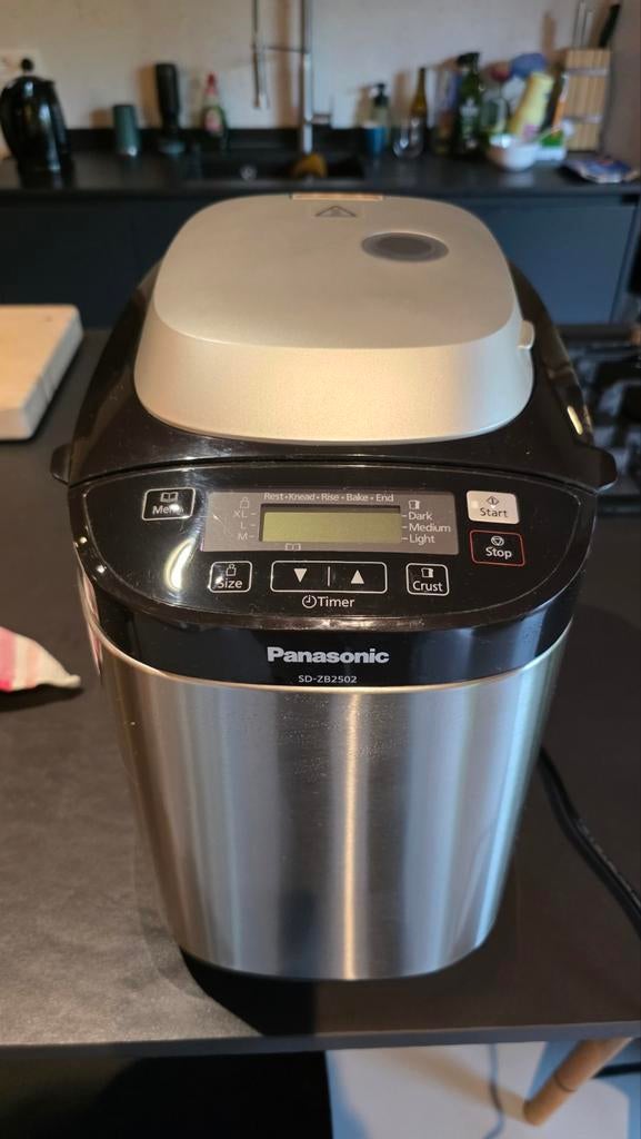 Panasonic SD-ZB2502 in goede staat, Elektronische apparatuur, Broodbakmachines, Ophalen, Gebruikt, Met timer, Meer dan 10 programma's