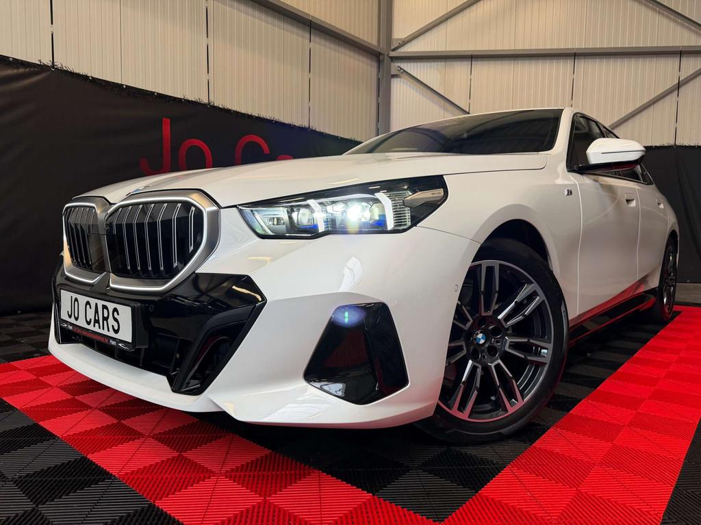 BMW 520 IA/M Pack/Led/Ambi/Leder/360°/Keyless/Heat up/Carpl, Autos, BMW, Entreprise, Achat, Série 5, Caméra 360°, ABS, Caméra de recul