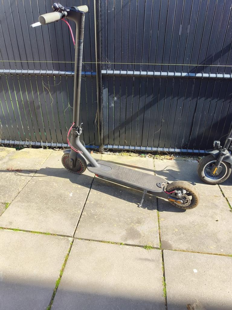 Xiaomi pro 2, Fietsen en Brommers, Steps, Ophalen, Zo goed als nieuw, Elektrische step (E-scooter)