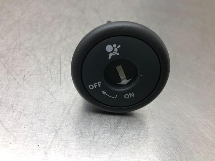 DIVERSEN Airbag schakelaar Nissan Micra (K13), Auto-onderdelen, Overige Auto-onderdelen, Nissan, Gebruikt