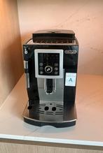 De’Longhi Magnifica, Elektronische apparatuur, Koffiezetapparaten, Ophalen, 10 kopjes of meer, Koffiemachine, Zo goed als nieuw
