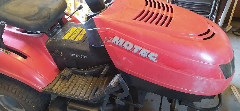 Tondeuse autoportée Motec MT S950Y, Démarrage électrique, Enlèvement, Utilisé, 90 à 120 cm