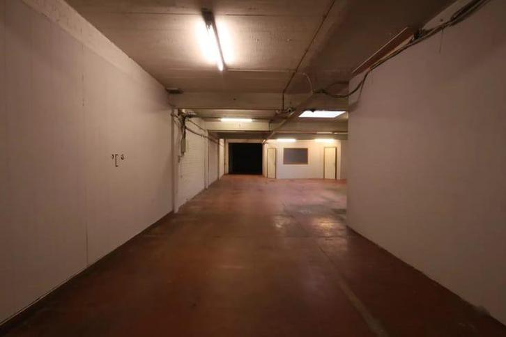 Magazijn | Opslag | Werkplaats | 310m2, Articles professionnels, Immobilier d'entreprise, Industrie, Location