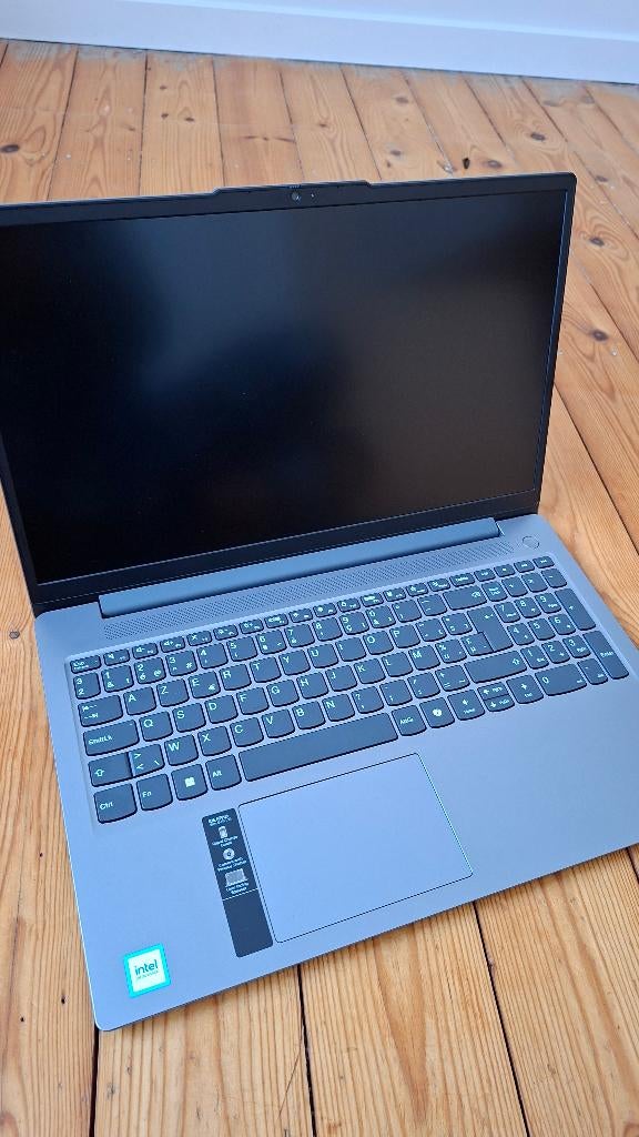 Lenovo IdeaPad Slim 3, Computers en Software, Windows Laptops, Zo goed als nieuw, 15 inch, Gaming, Ophalen