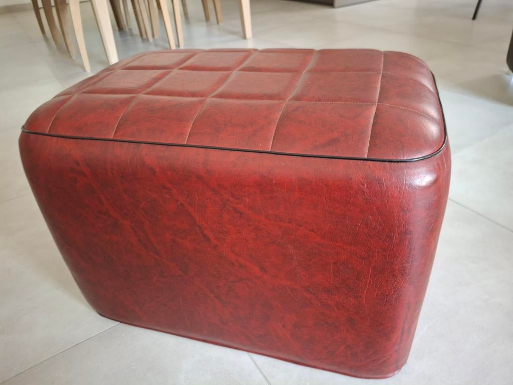 Pouf bordeaux robuste avec fermeture éclair en cuir artifici, Maison & Meubles, Enlèvement