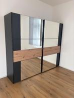 Garde robe à vendre, Maison & Meubles, Armoires | Penderies & Garde-robes, Neuf, 200 cm ou plus, Avec espace de penderie, Enlèvement