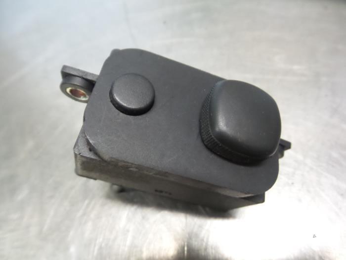 Commutateur d'un Audi A8 (A8 94-), Autos : Pièces & Accessoires, Tableau de bord & Interrupteurs, Audi, Utilisé, Enlèvement ou Envoi