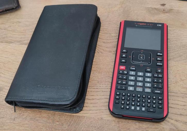 TI-Nspire CX II CAS Grafische Rekenmachine incl GRAPHICCASE!, Diversen, Rekenmachines, Zo goed als nieuw, Grafische rekenmachine