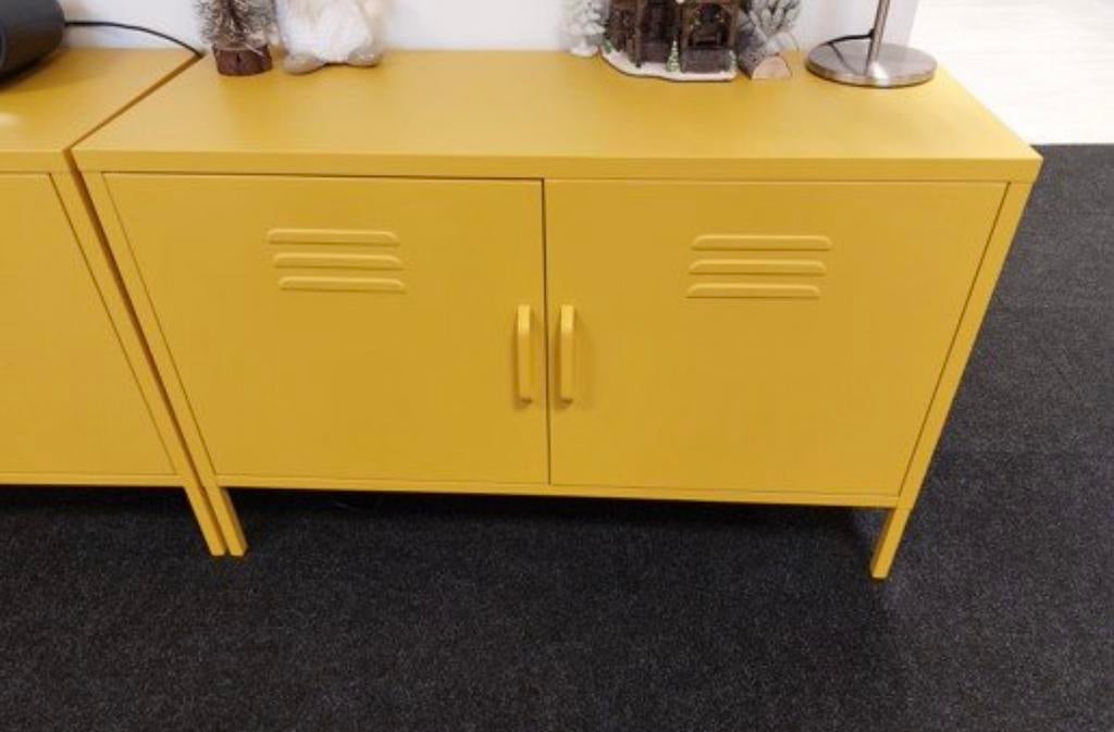 Gele metalen lockerkast, Ophalen, Zo goed als nieuw