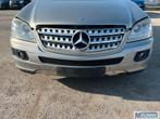 Pare-chocs avant gris C723 pour MERCEDES ML 2 W164 (2005-201, Autos : Pièces & Accessoires, Mercedes-Benz AG, Pare-chocs, Mercedes-Benz
