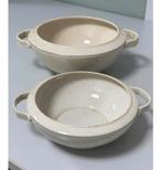 2 terrines/plats en porcelaine Vintage MGC - Tchécoslovaquie, Enlèvement ou Envoi