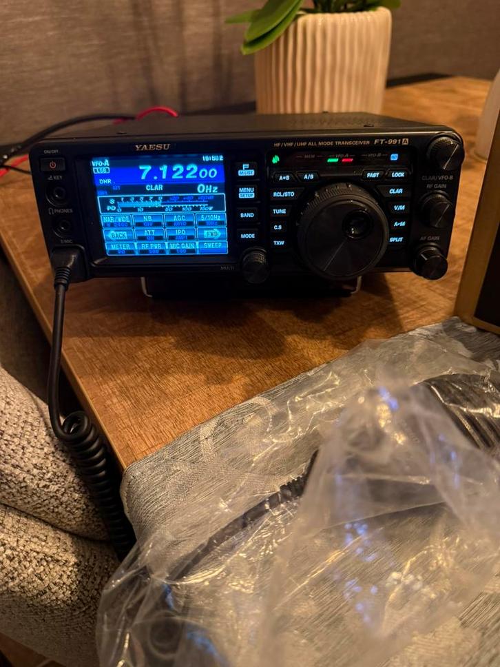 Zo goed als nieuwe Yaesu FT 991A met garantie, Telecommunicatie, Zenders en Ontvangers, Zo goed als nieuw, Zender en Ontvanger