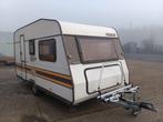 Caravan Knaus met voortent en luifel, Caravanes & Camping, Coin salon convertible, 5 à 6 mètres, Porte-vélos, 750 - 1000 kg