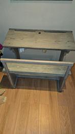 Schoolbank bureau, Ophalen