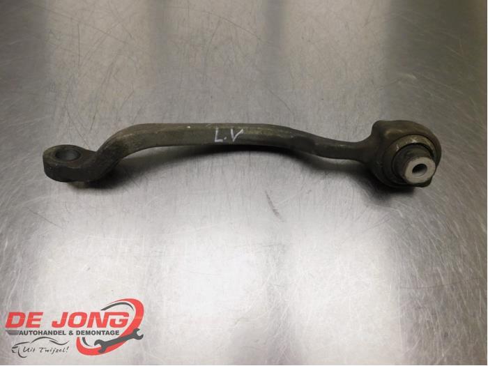 Draagarm onder links-voor van een Mercedes E-Klasse, Gebruikt, -, Ophalen of Verzenden, -