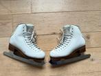 Skates Graf Prestige ice skates 34 Blades  made in Sheffield, Sports & Fitness, Patinage, Autres marques, Enlèvement ou Envoi