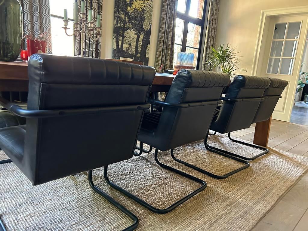 8 eetkamer stoelen Dutch Bone, Huis en Inrichting, Ophalen, Gebruikt, Zwart, Modern