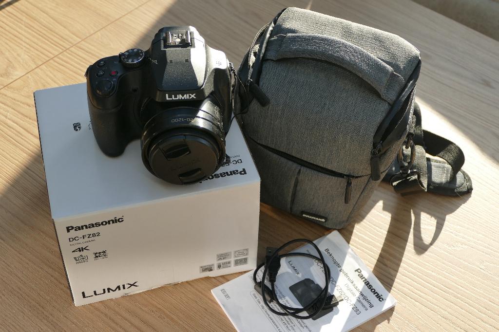 Camera Panasonic Lumix DC FZ-82, TV, Hi-fi & Vidéo, Appareils photo numériques, 18 Mégapixel, Autres Marques, Compact, Comme neuf